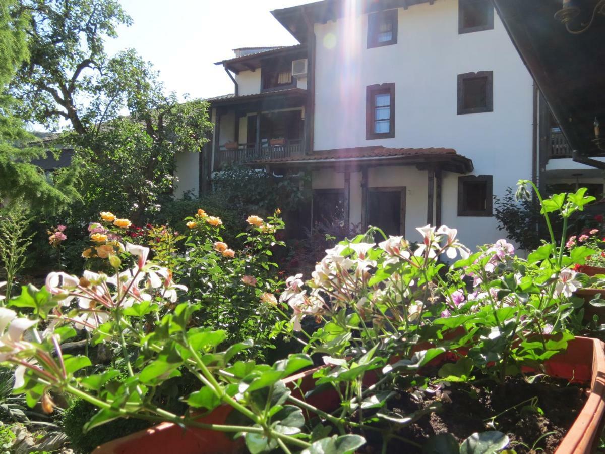 Oazis Guesthouse Lovech Exterior foto